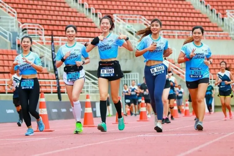 กระจกกันรอยโฟกัส ร่วมสนับสนุนงานวิ่ง “การ์มิน บลู รัน ครั้งที่ 4”