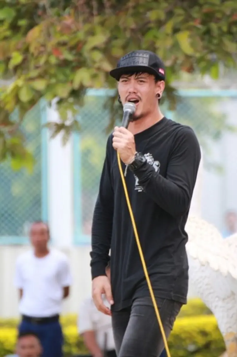 กลุ่มศิลปิน นำทีมโดย ปราปต์-ปราปต์ปฎล สุว...