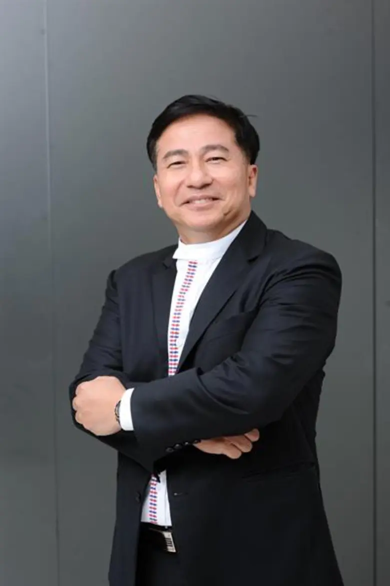 นายสมภพ ศักดิ์พันธ์พนม ประธานกรรมการ บริษ...