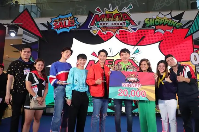 เรียกได้ว่าเป็นนักแสดงขาช้อปตัวจริงเลยทีเ...