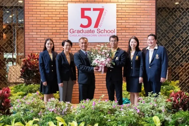 ศาสตราจารย์ ดร.สนอง เอกสิทธิ์ รองผู้อำนวย...