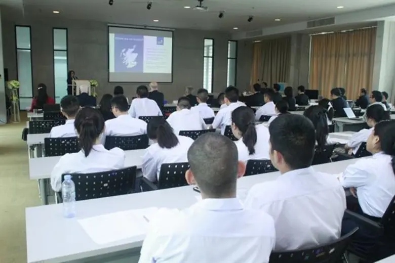 วิศวะมหิดล -ม. สแตรธไคลด์ เดินหน้าหลักสูตร 2 ปริญญา ป้อนตลาดอาเซียนและนานาชาติ