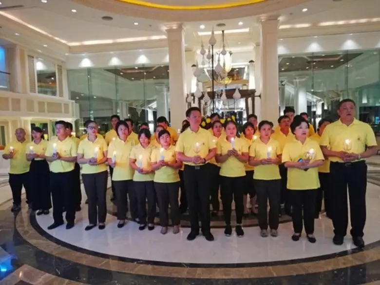 ดุสิตธานี พัทยา ร่วมพิธีจุดเทียนถวายพระพรชัยมงคลเนื่องในโอกาสวันเฉลิมพระชนมพรรษา พระบาทสมเด็จพระวชิรเกล้าเจ้าอยู่หัว