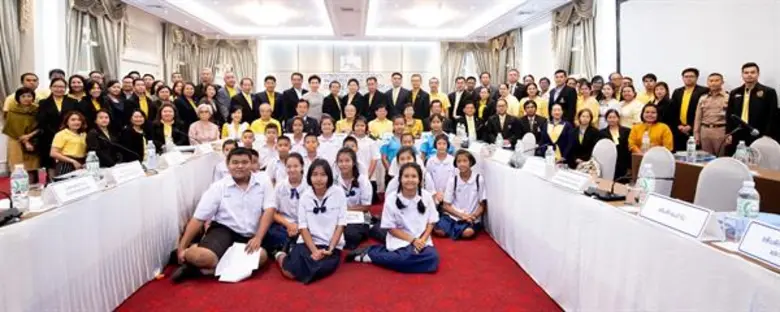 ดร.สุเมธ ตันติเวชกุล กรรมการและเลขาธิการม...