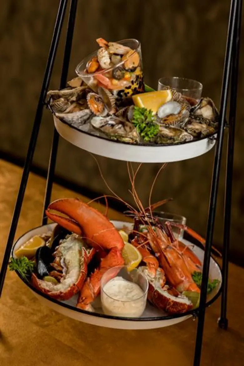 ห้องอาหารเลเทส เรซิพี เฉลิมฉลองรางวัลล่าสุด พร้อมเปิดตัวโปรโมชั่นใหม่ 'Seafood Tower’ในไลฟ์สไตล์บุฟเฟ่ต์มื้อค่ำ