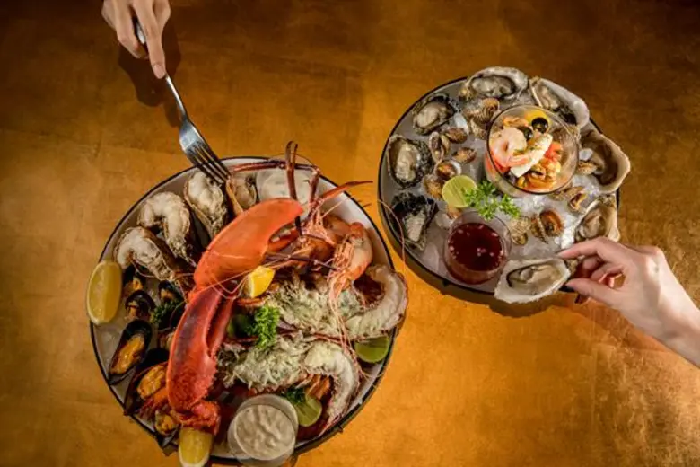 ห้องอาหารเลเทส เรซิพี เฉลิมฉลองรางวัลล่าสุด พร้อมเปิดตัวโปรโมชั่นใหม่ 'Seafood Tower’ในไลฟ์สไตล์บุฟเฟ่ต์มื้อค่ำ