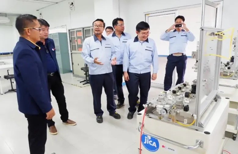 นายอนุชา ละอองพันธ์ ผู้อำนวยการสถาบันพัฒน...