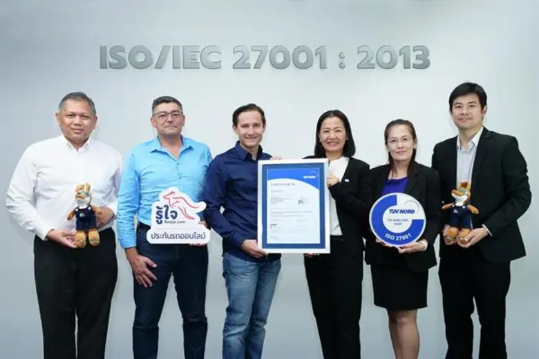 บรรยายภาพ คุณนิโคลัส ฟาเกต์ (ที่ 3 จากขวา...