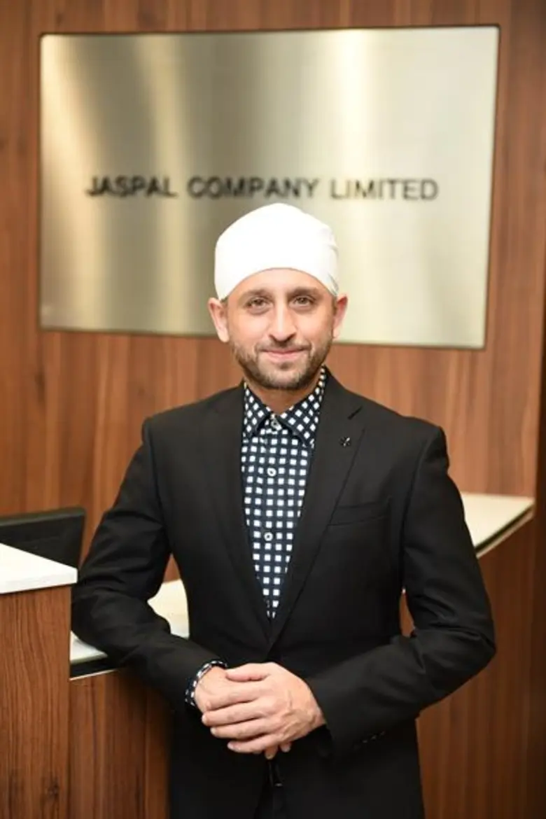 ผู้บริหารไฟแรง วิเศษ สิงห์สัจจเทศ แห่งแบร...