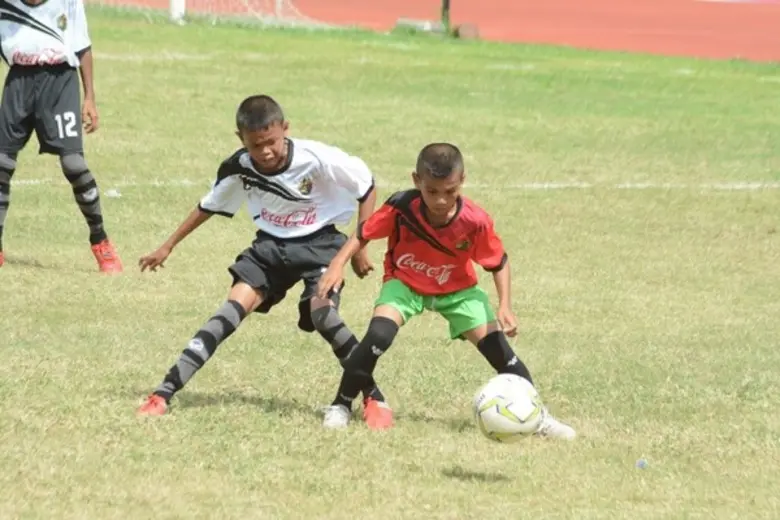 ทีมโรงเรียนบ้านศาลาใหม่ จ.นราธิวาส คว้าแชมป์ “ยุวชนหาดทิพย์คัพ” #8 ครองถ้วยเกียรติยศ พลเอก สุรยุทธ์ จุลานนท์ พร้อมทริปเปิดประสบการณ์ฟุตบอลสุดพิเศษกับ SCG เมืองทอง ยูไนเต็ด ทั้งทีม