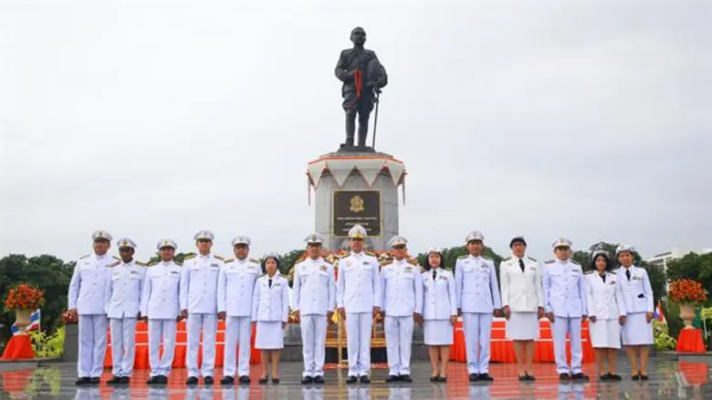 รมว.ดีอีถวายเครื่องสักการะพระอนุสาวรีย์จอมพล สมเด็จพระราชปิตุลาฯ เนื่องในวันสื่อสารแห่งชาติ ประจำปี 2562