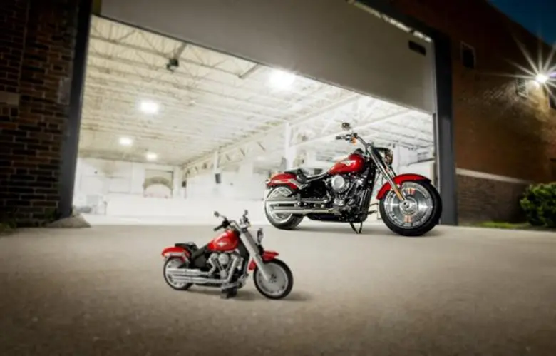 ฮาร์ลีย์-เดวิดสัน(TM) ร่วมกับ เลโก้กรุ๊ป เปิดตัว LEGO(R) CREATOR EXPERT คอลเลกชั่นใหม่ “HARLEY-DAVIDSON(R) FAT BOY(TM)”