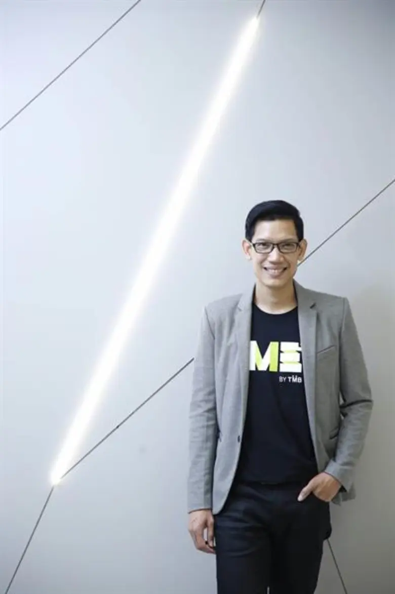 เป็นแบงก์ที่พูดมากกว่าแค่เรื่องเงินจริง ๆ...