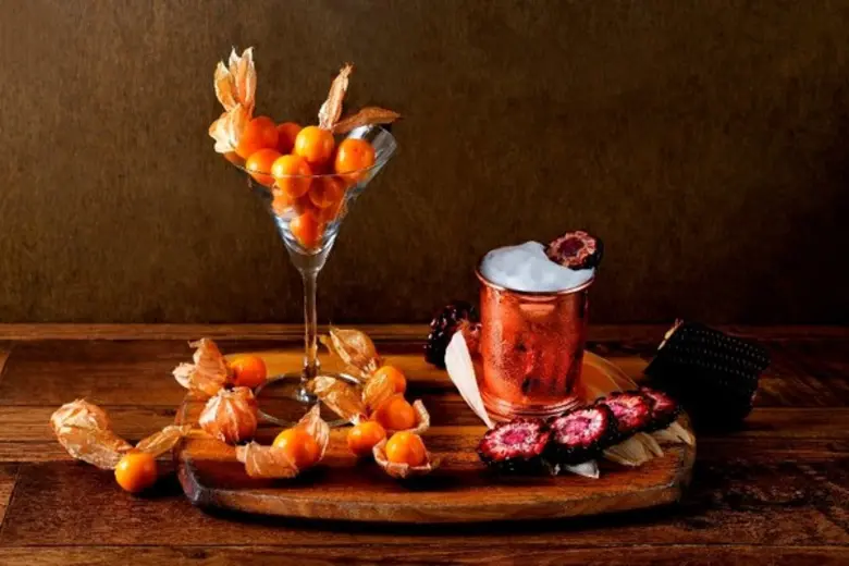 สตูดิโอ บาร์ ชั้น 1 โรงแรมปทุมวัน ปริ๊นเซ...