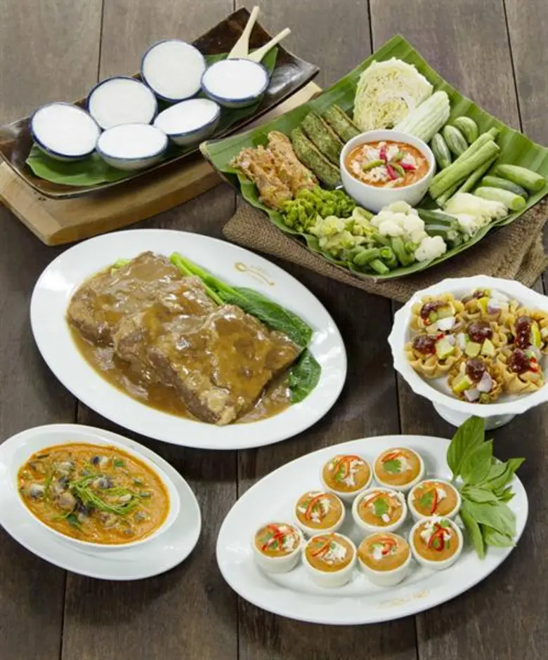 อ.มัลลิการ์ ร่วมรำลึกถึงพระคุณแม่ ฉลองเทศ...