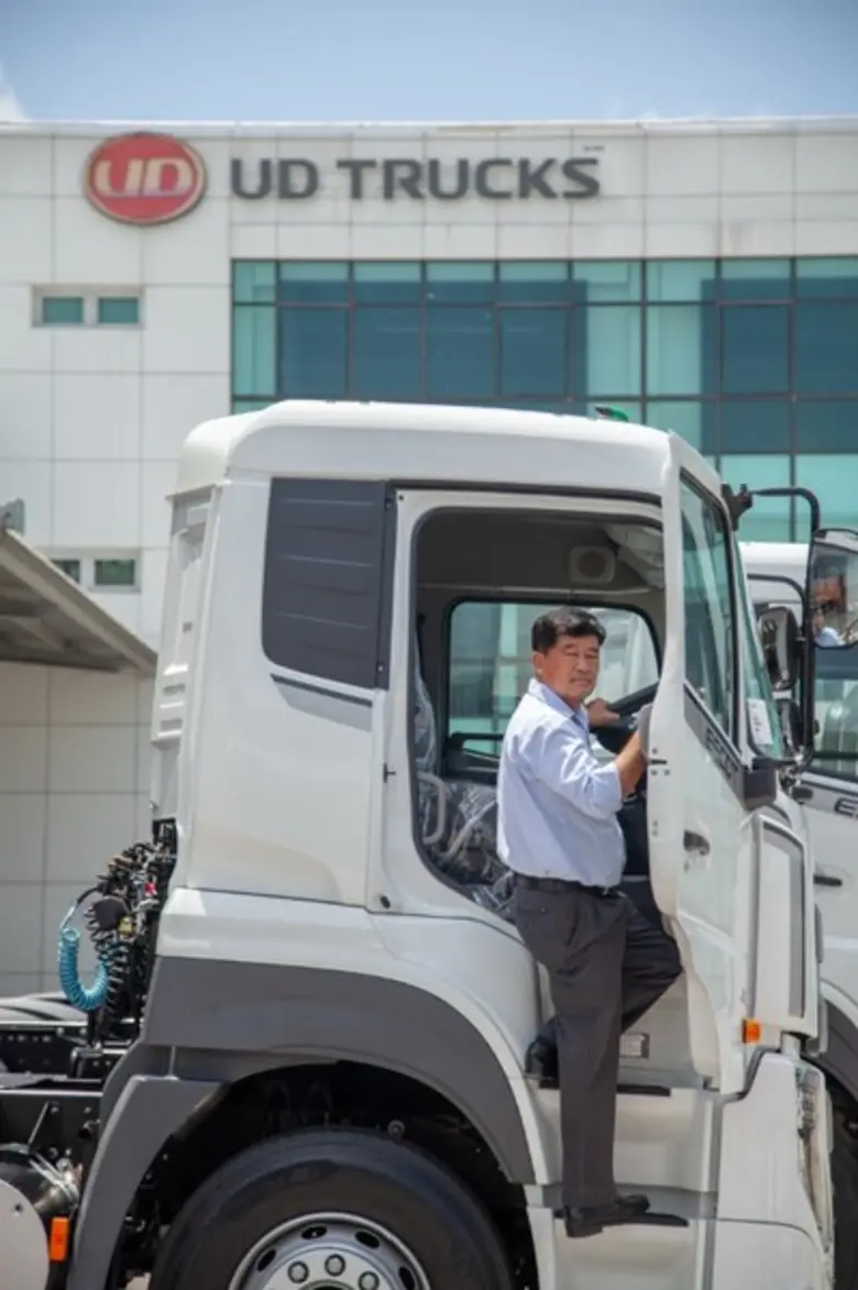 'วีระนันท์’ มั่นใจก่อสร้าง - ขนส่งชายแดน โตต่อเนื่อง พร้อมดันนักขับรถบรรทุกหญิงให้เป็นที่ยอมรับในวงการรถใหญ่ไทย