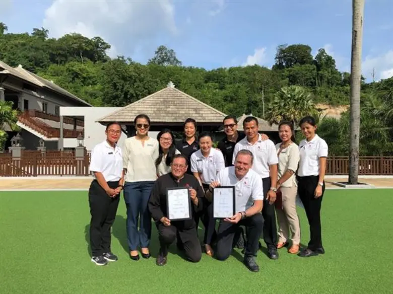 ภูเก็ต แมริออท รีสอร์ท แอนด์ สปา, ในยางบีช คว้าสองรางวัลจาก  World Luxury Spa and Restaurant awards