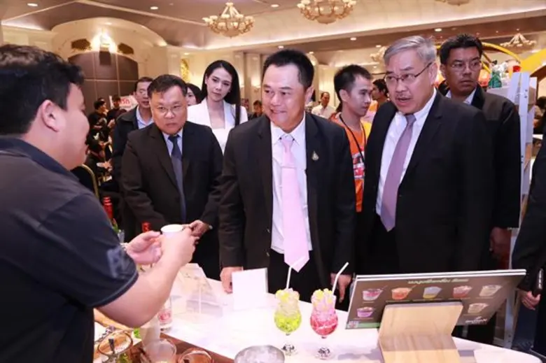 กสอ. รุกสานฝันมนุษย์เงินเดือน มุ่งสร้างฟู้ดทรัคหน้าใหม่ หวังสร้างรายได้เสริมยกระดับเศรษฐกิจฐานรากให้เข้มแข็ง