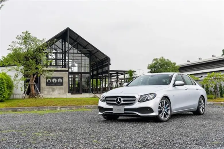 บริษัท เมอร์เซเดส-เบนซ์ (ประเทศไทย) จำกัด...