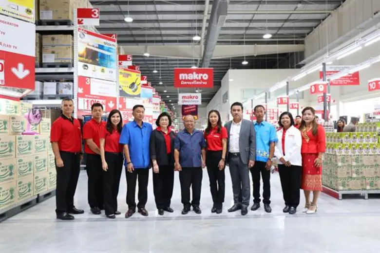 แม็คโคร เปิดสาขาบ่อวิน รับเศรษฐกิจขยายตัวแรงในพื้นที่อีอีซี ชูคลังวัตถุดิบช่วยบริหารจัดการสต๊อก ยกระดับผู้ประกอบการรายย่อย หนุนชาวสวนสับปะรด