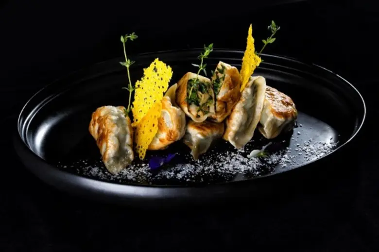 สุดยอดเชฟติ่มซำแดนมังกร จากเจิ้งโจวสู่ห้องอาหารจีนเย่า โรงแรมแมริออท สุรวงศ์