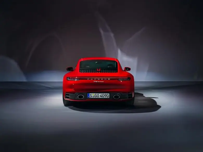 ต้อนรับสมาชิกรายล่าสุด เสริมทัพสปอร์ตคลาสสิก ปอร์เช่ 911 (Porsche 911) เจเนอเรชันที่ 8