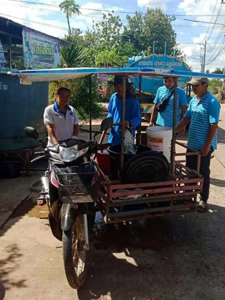 กปภ. ส่งรถบรรทุกออกแจกจ่ายน้ำช่วยเหลือประชาชนจากภาวะฝนทิ้งช่วง