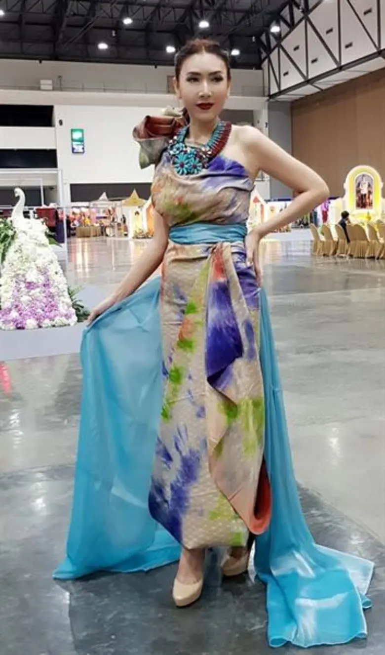 คืนวงการ Catwalk พรีเซ็นเตอร์ กรมหม่อนไหม “ปอ นางฟ้าเลขลิขิต”