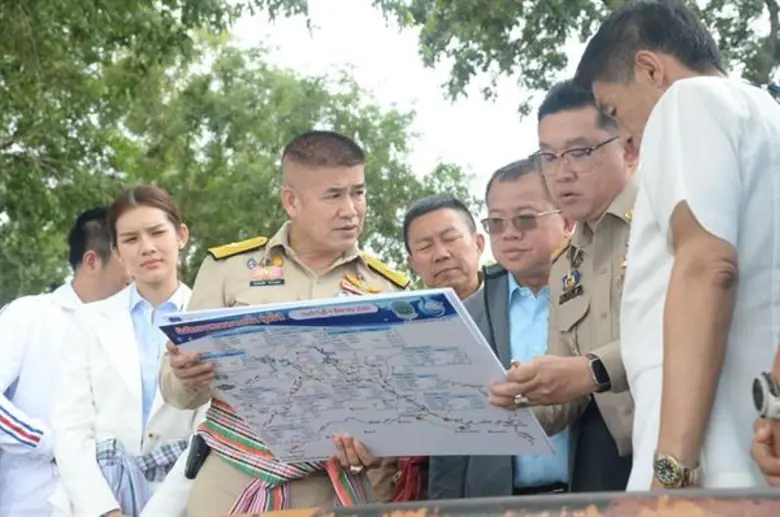 ร้อยเอกธรรมนัส พรหมเผ่า รัฐมนตรีช่วยว่ากา...