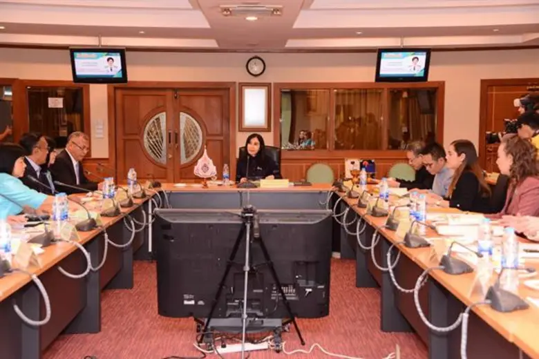 ก.เกษตรฯ (รมช. มอบนโยบายกรมส่งเสริมสหกรณ์ + กรมตรวจบัญชี)