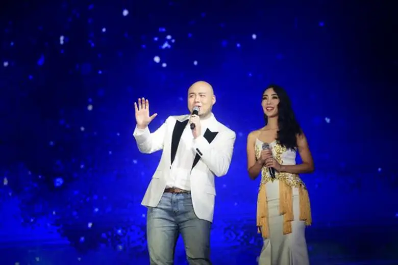 สภากาชาดไทย ร่วมกับ ธนาคารกสิกรไทย จัดคอนเสิร์ต “The Duets Concert” Rhythm of Life Colors of Love ทุกจังหวะของชีวิต มีสีสันของความรักเสมอ