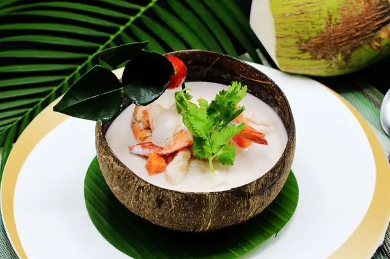 โรงแรมฮิลตัน ภูเก็ต อาเคเดีย รีสอร์ท แอนด์ สปา นำเสนอเมนูมะพร้าวตลอดเดือนสิงหาคมและกันยายนนี้