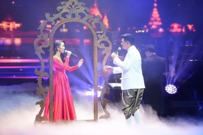 อบอุ่น อิ่มเอมใจ คอนเสิร์ตคุณพระช่วยสำแดงสด ๙ “รัตนโกสินทร์เรืองรอง”