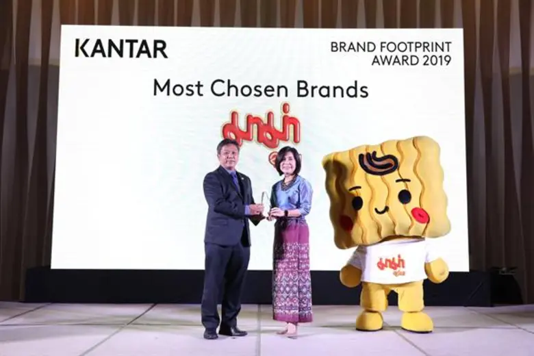 นายธนพัฒน์ โรจนไพบูลย์ ผู้จัดการกลุ่มผลิต...