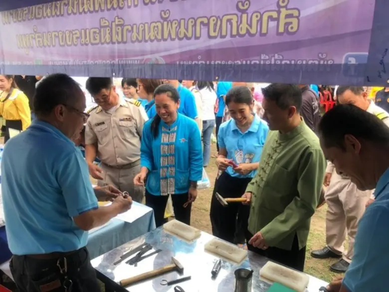 ภาพข่าว: พัฒนาฝีมือแรงงานลำพูน นำทีมผลิตภาพแรงงานสัญจร ร่วมบริการประชาชนในพื้นที่อำเภอป่าซาง ภายใต้ "หน่วยบำบัดทุกข์ บำรุงสุข จังหวัดลำพูนเคลื่อนที่" ครั้งที่ 8/2562