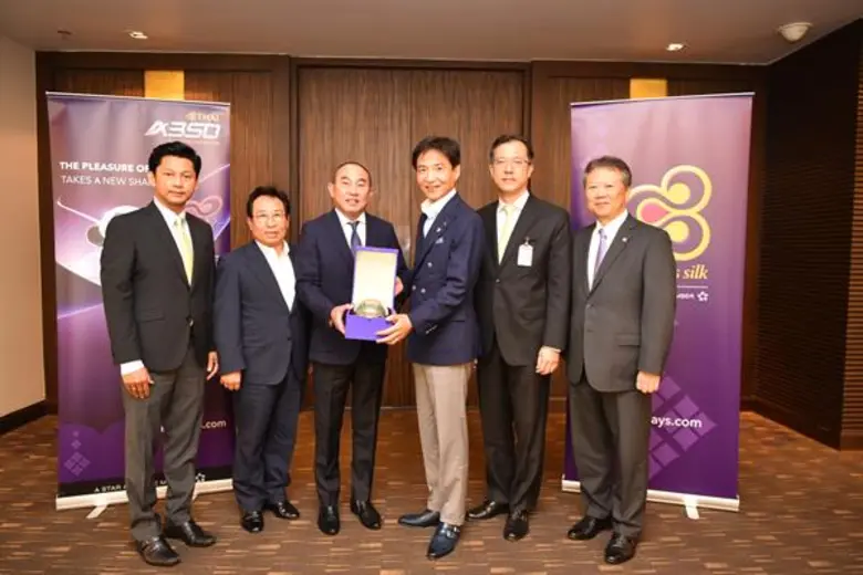 นายนนท์ กลินทะ (ที่ 3 จากซ้าย) ผู้อำนวยการใหญ่ฝ่ายข...