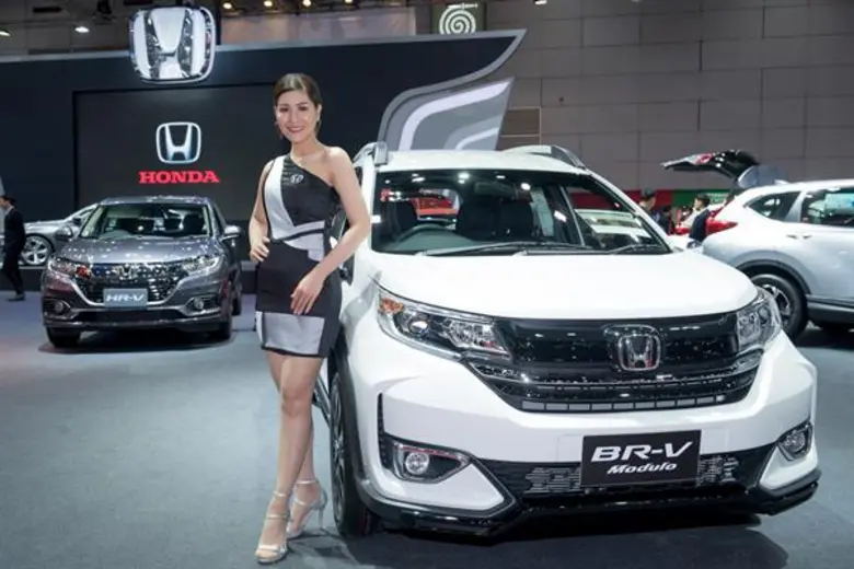 ฮอนด้า จัดแสดง แอคคอร์ด ไฮบริด ใหม่ พร้อมยนตรกรรมฮอนด้า รวม 9 รุ่น ในงาน BIG Motor Sale 2019 ตั้งแต่วันที่ 16-25 ส.ค. 2562 ชูแคมเปญ Honda Surprise ให้ลุ้นทองเป็นล้าน พร้อมข้อเสนอสุดพิเศษอีกมากมาย