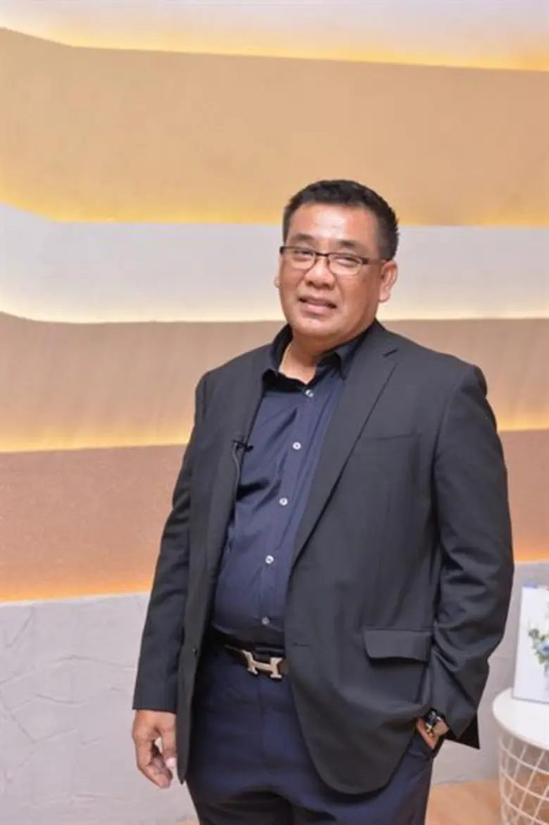 จระเข้ฯ เดินเกมรุกตลาดสีซีเมนต์ เปิดสตูดิโอ Natural Color Designed by JORAKAY