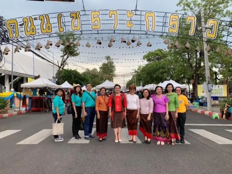 ดร.จันทร์เพ็ญ เมฆาอภิรักษ์ รองอธิบดีกรมวิ...