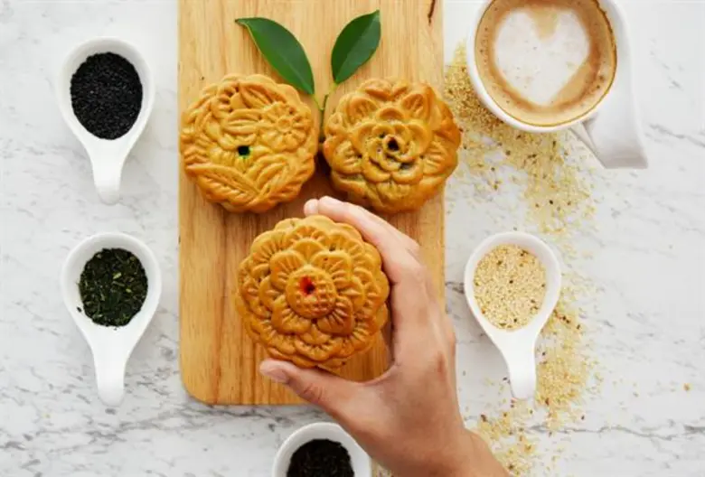 โรงแรมวินเซอร์ สวีทส์ สุขุมวิท 20 ร่วมเฉล...