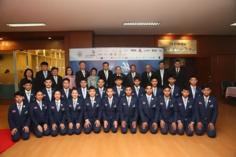 ก.แรงงาน นำทีมเยาวชนไทย รับฟังโอวาทจากรองนายกฯ