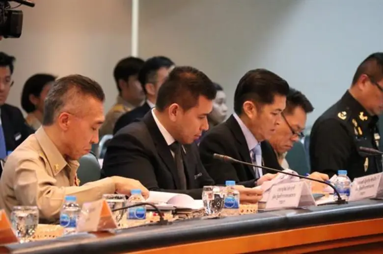 ซุปเปอร์บอร์ดนัดแรก ถกโจทย์พาไทยก้าวข้ามความท้าทาย  พร้อมนำการอุดมศึกษา วิทยาศาสตร์ วิจัยและนวัตกรรม ขับเคลื่อนประเทศสู่เศรษฐกิจฐานนวัตกรรม  ตั้งเป้าปี 63 ลงทุน R&D แตะ 1.2% ต่อจีดีพี เคาะกรอบวงเงินงบประมาณด้าน วทน. ปี 2563 รวม 37,000 ลบ.