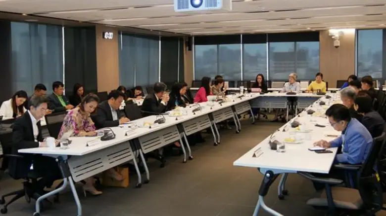 นางสาวรื่นวดี สุวรรณมงคล เลขาธิการ สำนักง...