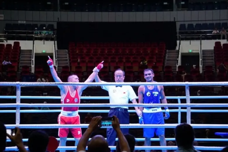 ภาพข่าว: ม.หอการค้าไทย ขอแสดงความยินดีกับนักศึกษาโครงการตำรวจ ชนะเลิศเหรียญทอง มวยตำรวจโลก