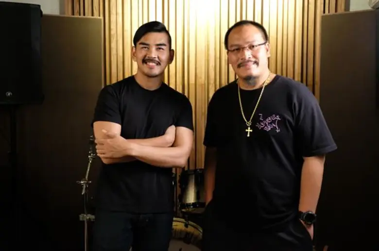 ถือเป็นการร่วมงานกันครั้งแรกระหว่าง ช่องว...