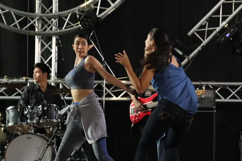 “ใหม่” มีดีต้องโชว์ ซ้อมเสมือนจริง ลมจับกลางกอง!!!