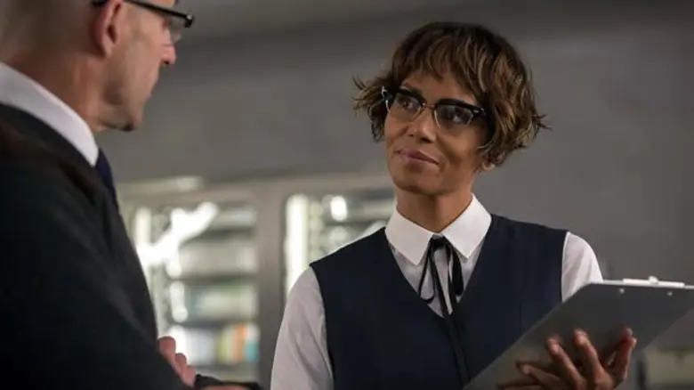 “Kingsman รวมพลังโคตรพยัคฆ์ ” สายลับสุดเท่ห์ ส่งต่อความมันส์! ทางจอฟรีทีวีที่แรก!!! “ช่อง MONO29”