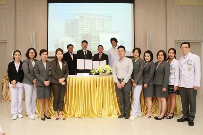 นพ.ภมรศักดิ์ เธียรประสิทธิ์ ประธานเจ้าหน้...