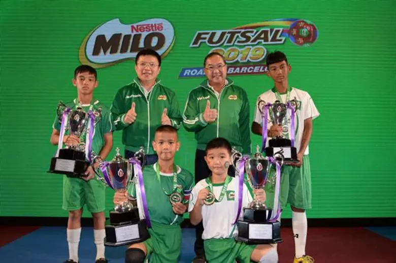 ผลิตภัณฑ์ไมโล นำโดย นายวิคเตอร์ เซียห์ (ท...