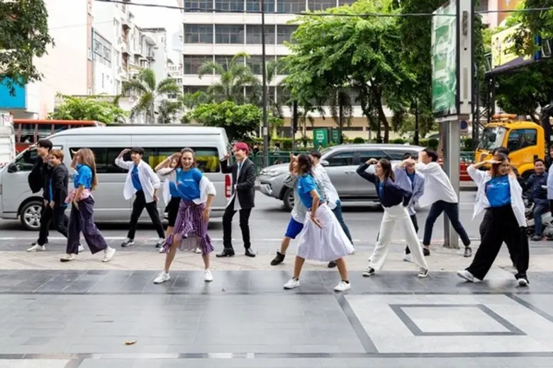 ออฟฟิศเมท ผู้จัดจำหน่ายอุปกรณ์สำนักงาน ไอ...